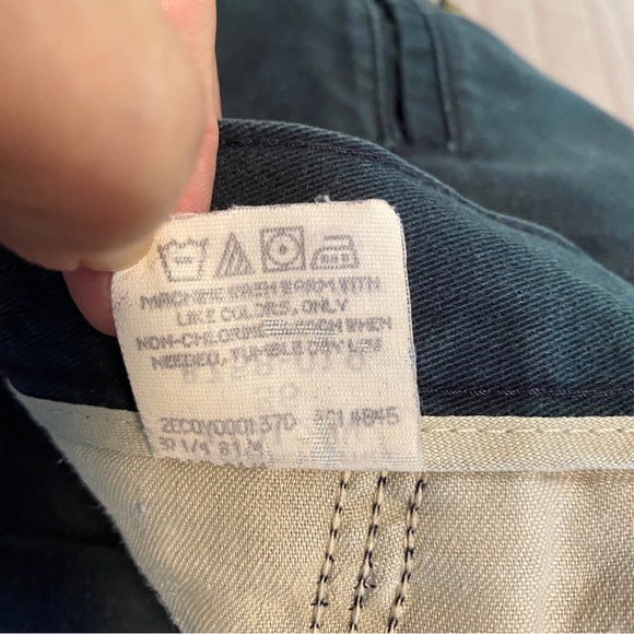 Timber Creek by Wrangler Men’s Navy Front Pleated Shorts. Size 36 - Picture 10 of 10